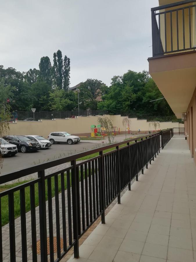 Lux Apartment, Near Metro Vasylkivska Kiev Buitenkant foto